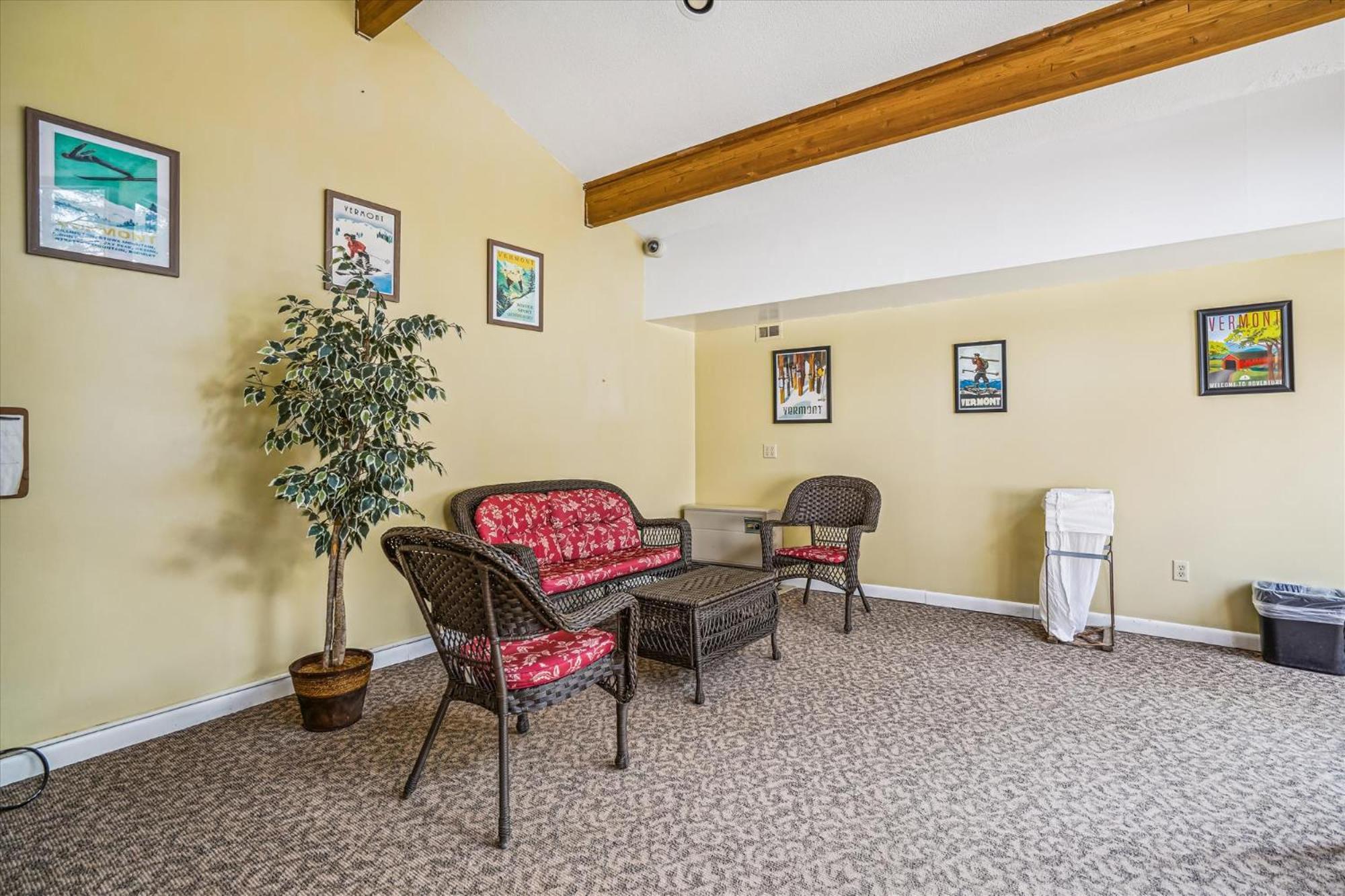 Cedarbrook Deluxe One Bedroom Suite Located On 2Nd Floor With Outdoor Heated Pool 21921 Killington Exterior photo