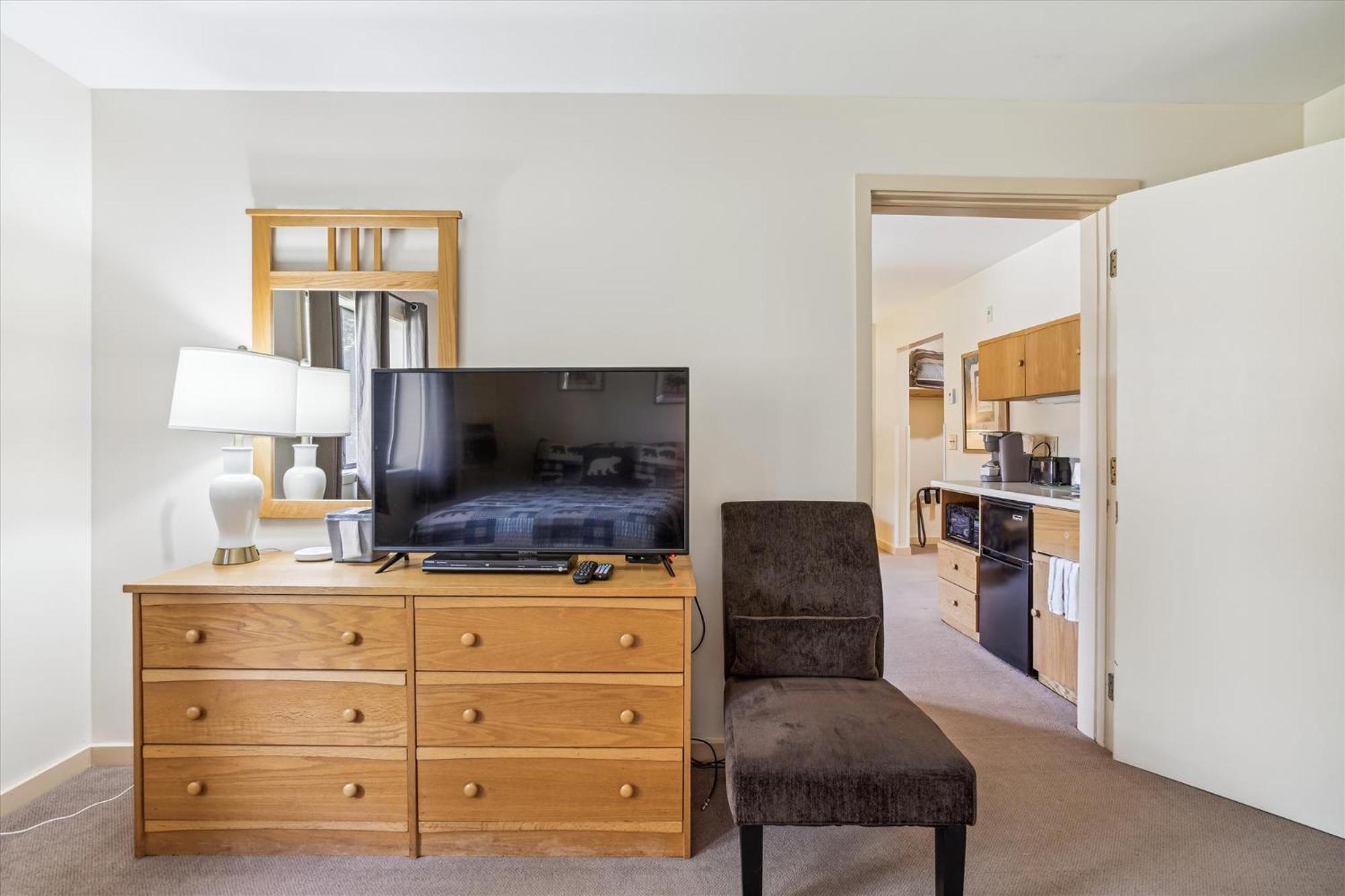 Cedarbrook Deluxe One Bedroom Suite Located On 2Nd Floor With Outdoor Heated Pool 21921 Killington Exterior photo